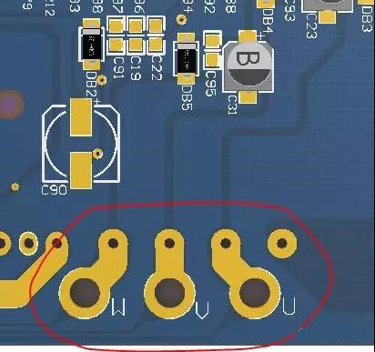 PCB設(shè)計不僅可以將PCB實(shí)現(xiàn)為即插即用的插件，而且可以增加焊料的厚度以達(dá)到過大電流的目的。